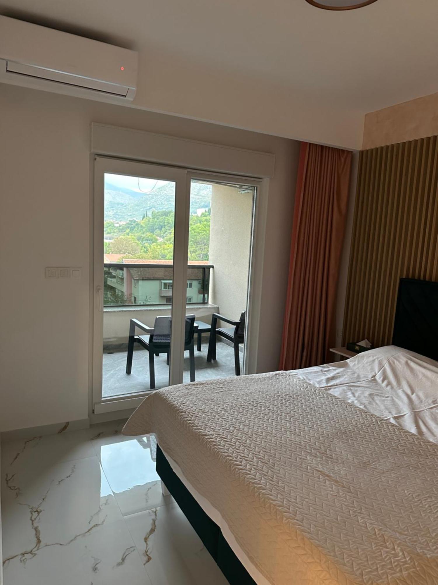 Mia Gi Luxury + Garage Apartment Mostar Exterior foto